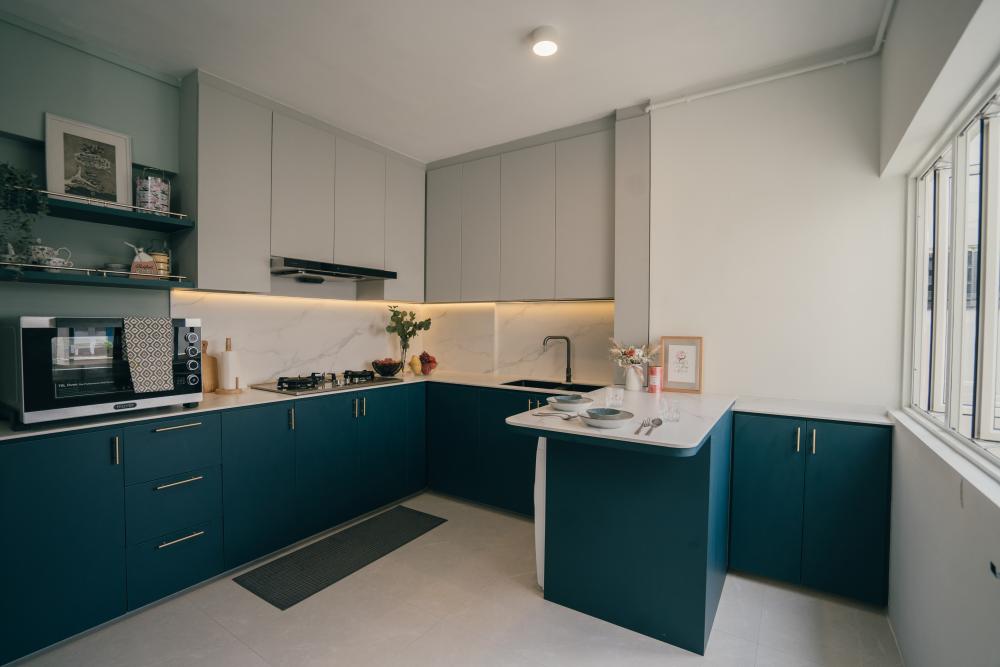 Modern Kitchen with Countertop and Vinyl Flooring