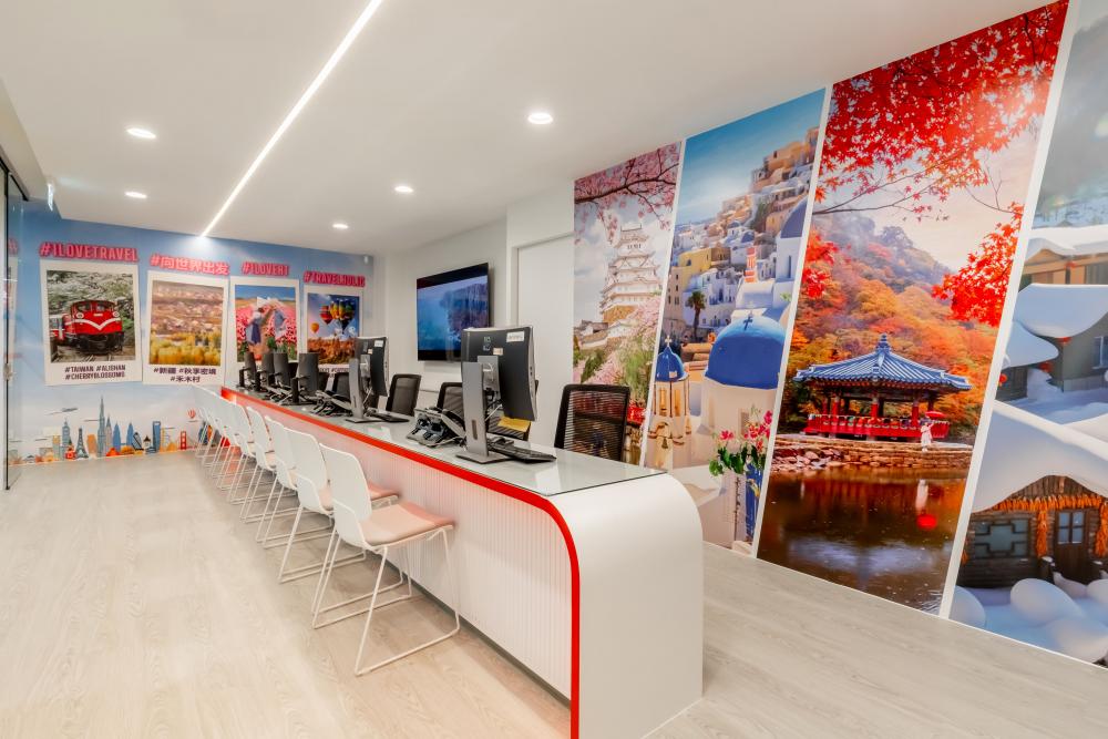 Modern Office with Vinyl Flooring and Drop Ceiling