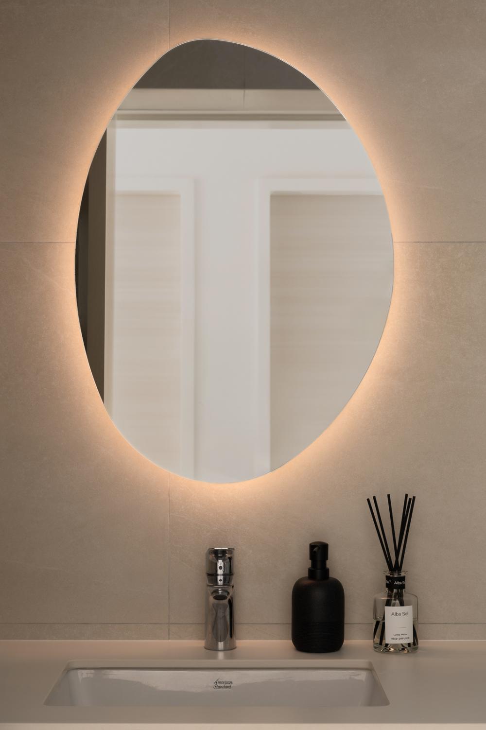Scandinavian Bathroom with Homogeneous Tiles and Mirror