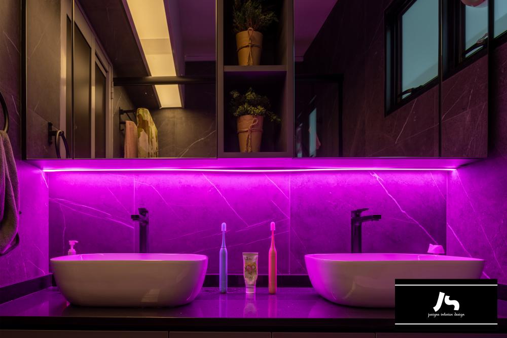 Eclectic Bathroom with Countertop and Bathroom Storage