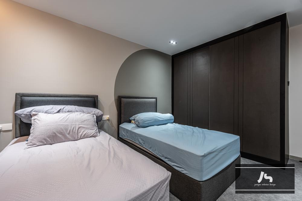Modern Bedroom with Wardrobe and Sliding Wardrobe