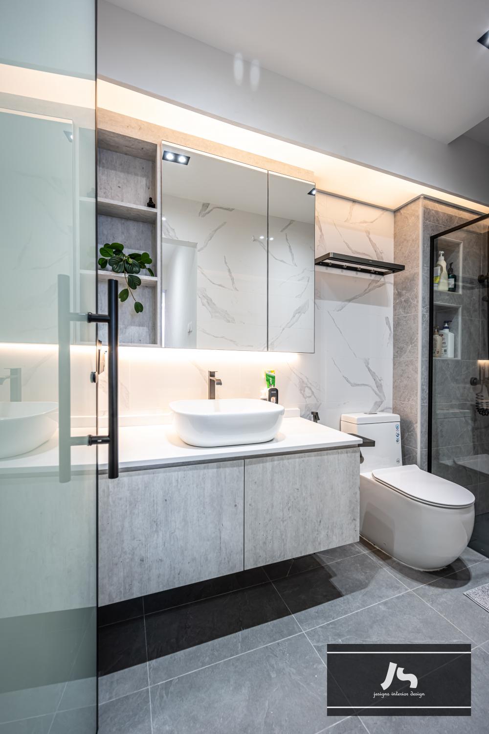 Modern Bathroom with Mirror and Shower Screen
