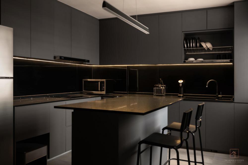 Contemporary Kitchen with Countertop and Kitchen Island