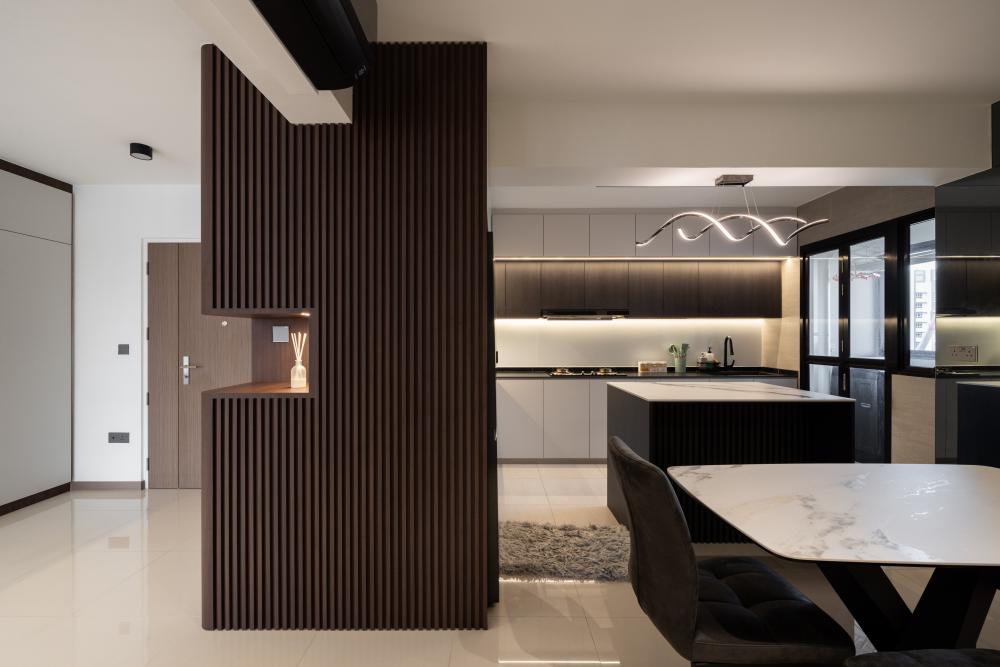 Modern Dining Room with Drop Light and Dining Table