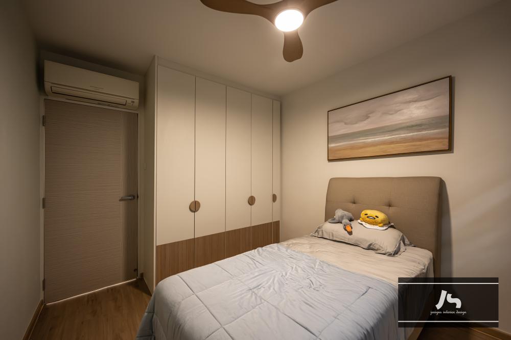 Country Bedroom with Vinyl Flooring and Wardrobe