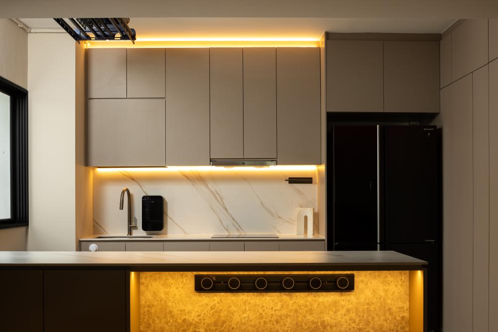 Modern Kitchen with Countertop and Kitchen Island