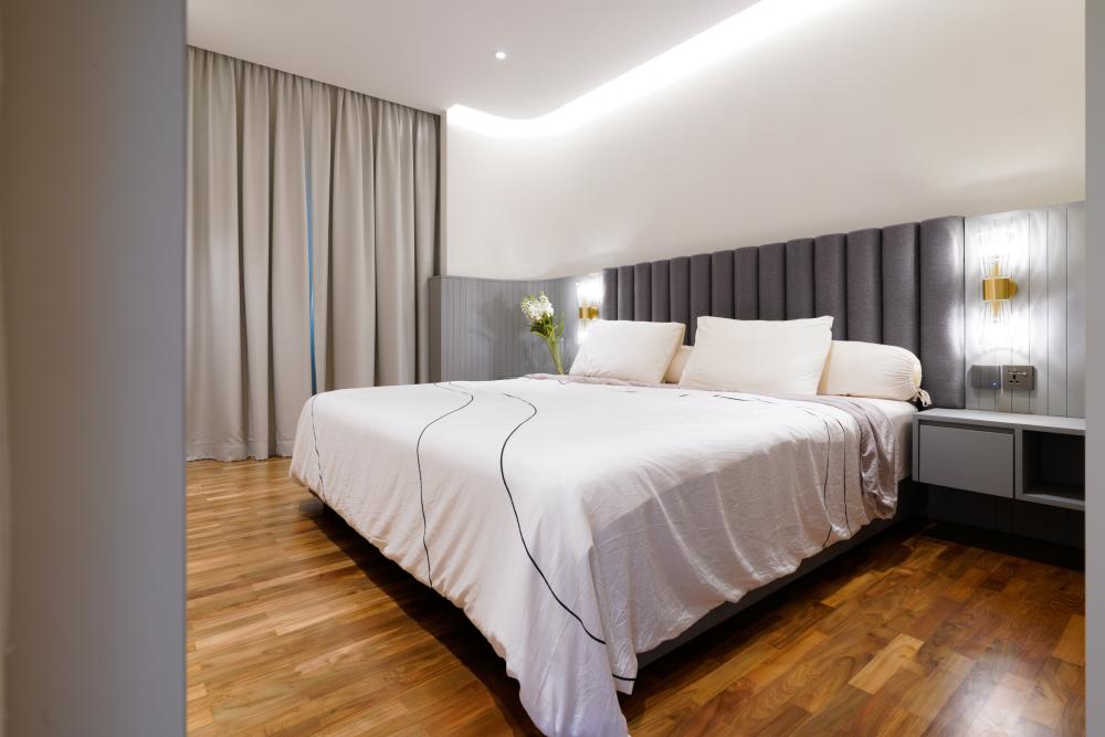 Scandinavian Bedroom with Vinyl Flooring and Built-in Bed