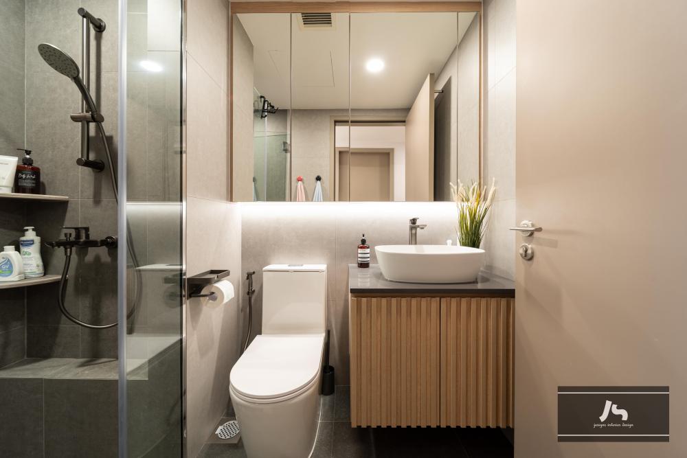 Minimalist Bathroom with Mirror and Shower Screen