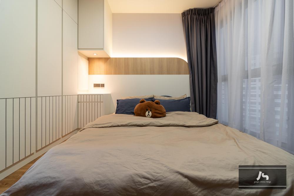 Minimalist Bedroom with Wardrobe and Sliding Wardrobe