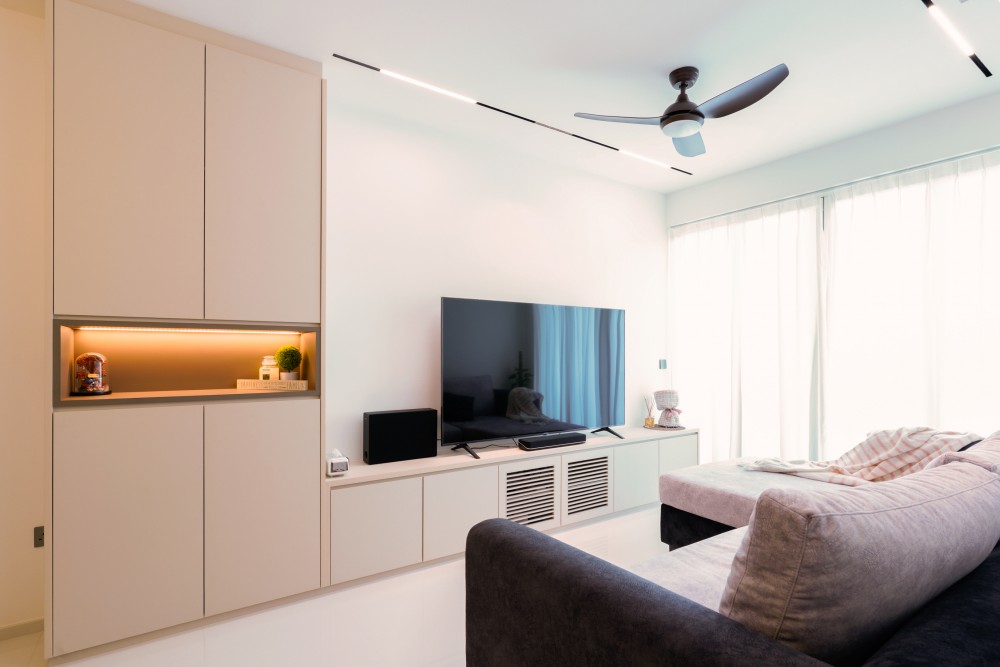 Modern Living Room with Marble Floor and TV Console