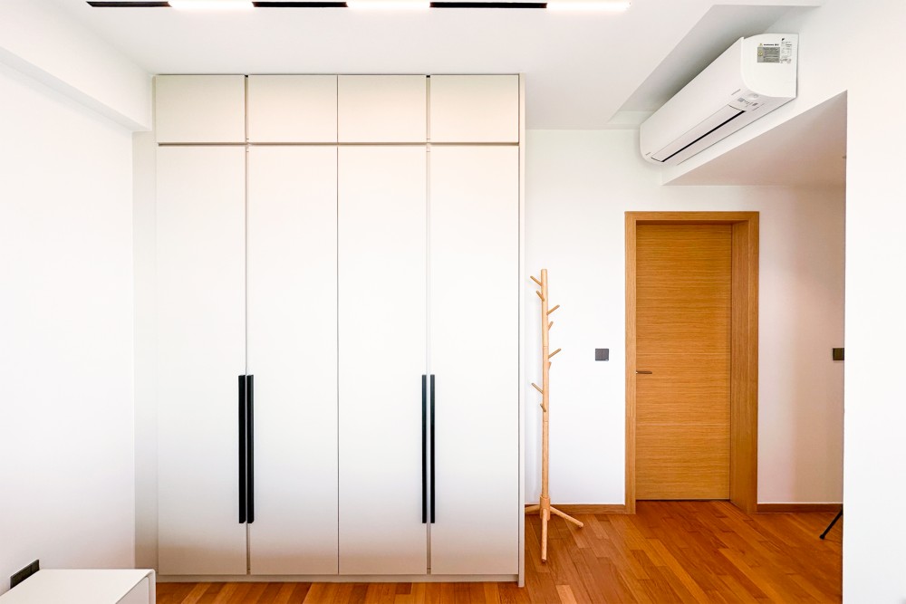 Modern Bedroom with Platform Bed and Wardrobe