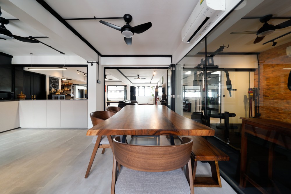 Industrial Dining Room with Dining Table and Dining Chairs