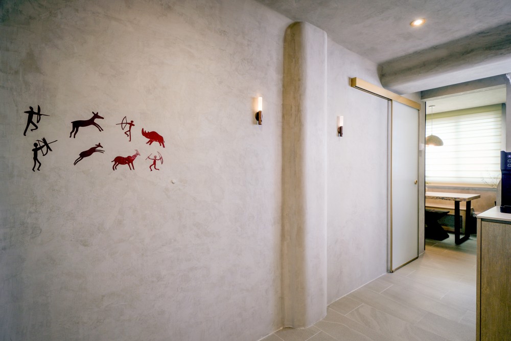Scandinavian Hallway with Artwork and Paintings