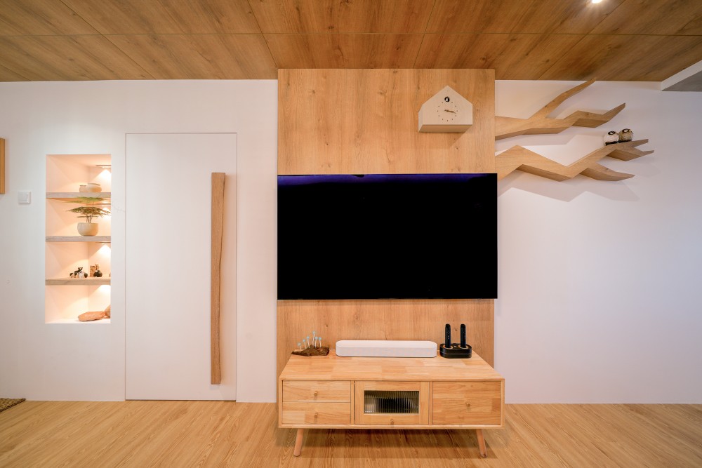 Scandinavian Living Room with Vinyl Flooring and TV Console