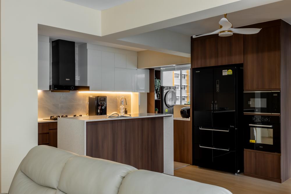 Contemporary Kitchen with Countertop and Kitchen Island