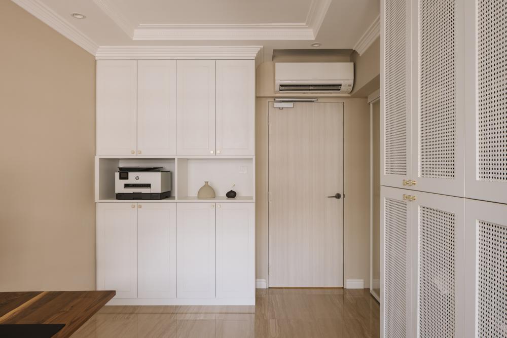 Modern Study with Bookshelf and Storage Cabinets