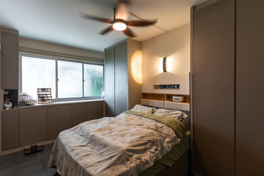 Scandinavian Bedroom with Day Bed and Flooring