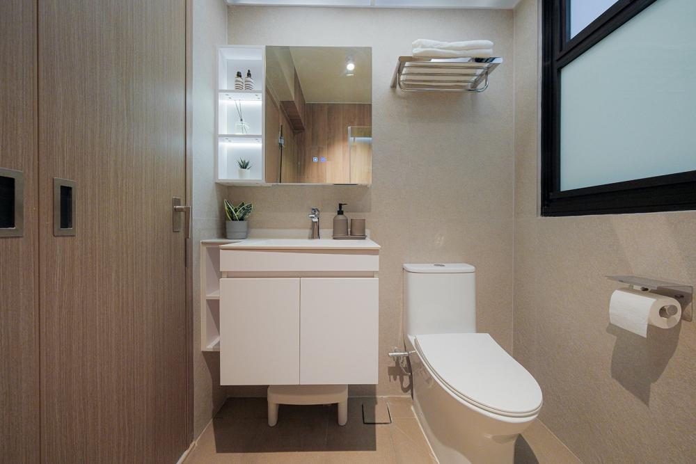 Contemporary Bathroom with Cement Floor and Granite Floor