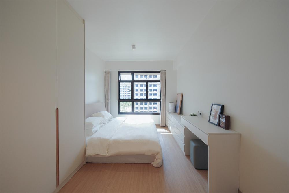 Contemporary Bedroom with Vinyl Flooring and Cement Floor