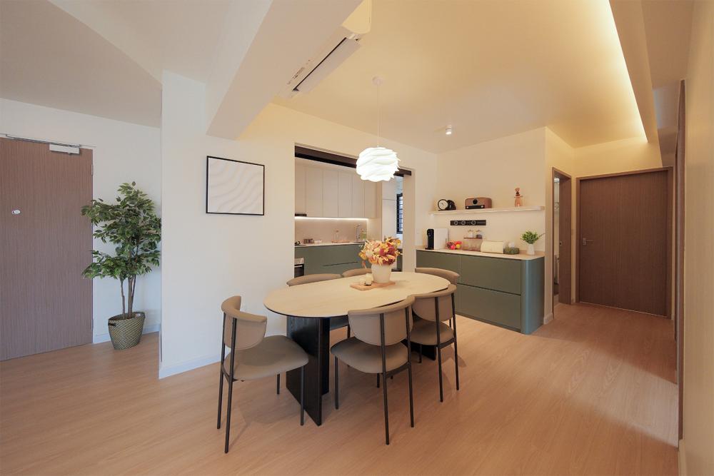 Contemporary Dining Room with Drop Light and Ceiling Light