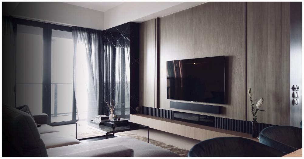 Modern Living Room with Marble Floor and TV Console