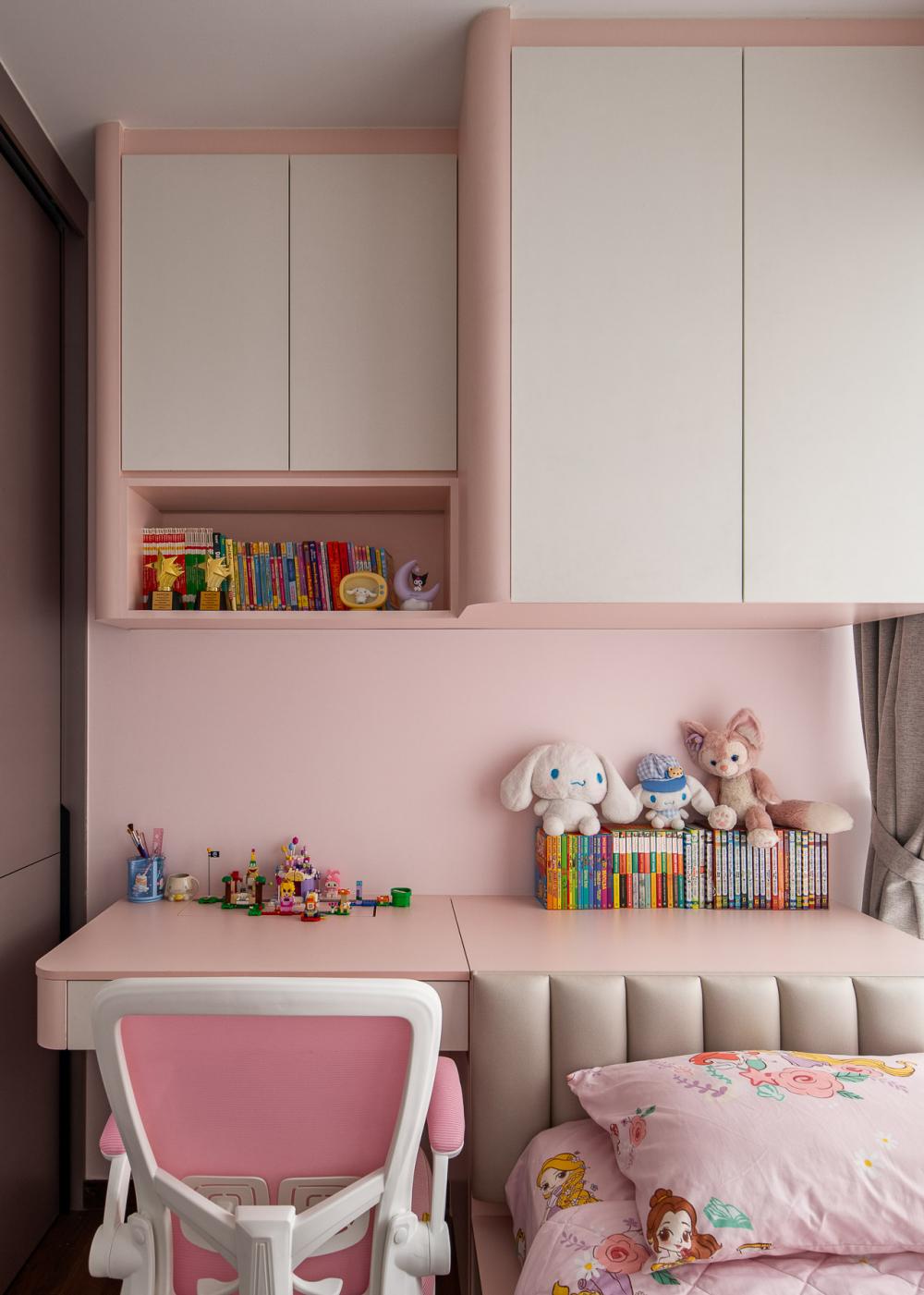 Contemporary Bedroom with Bookshelf and Platform Bed