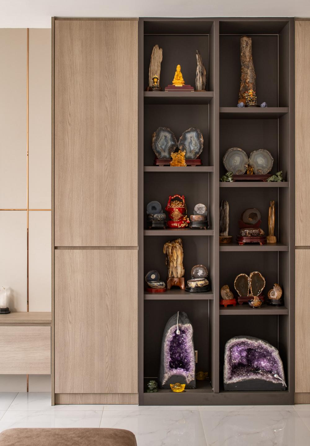 Contemporary Living Room with Bookshelf and Feature Wall