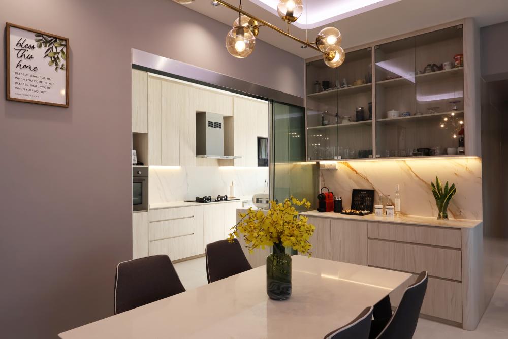 Contemporary Dining Room with Chandelier and Dining Table