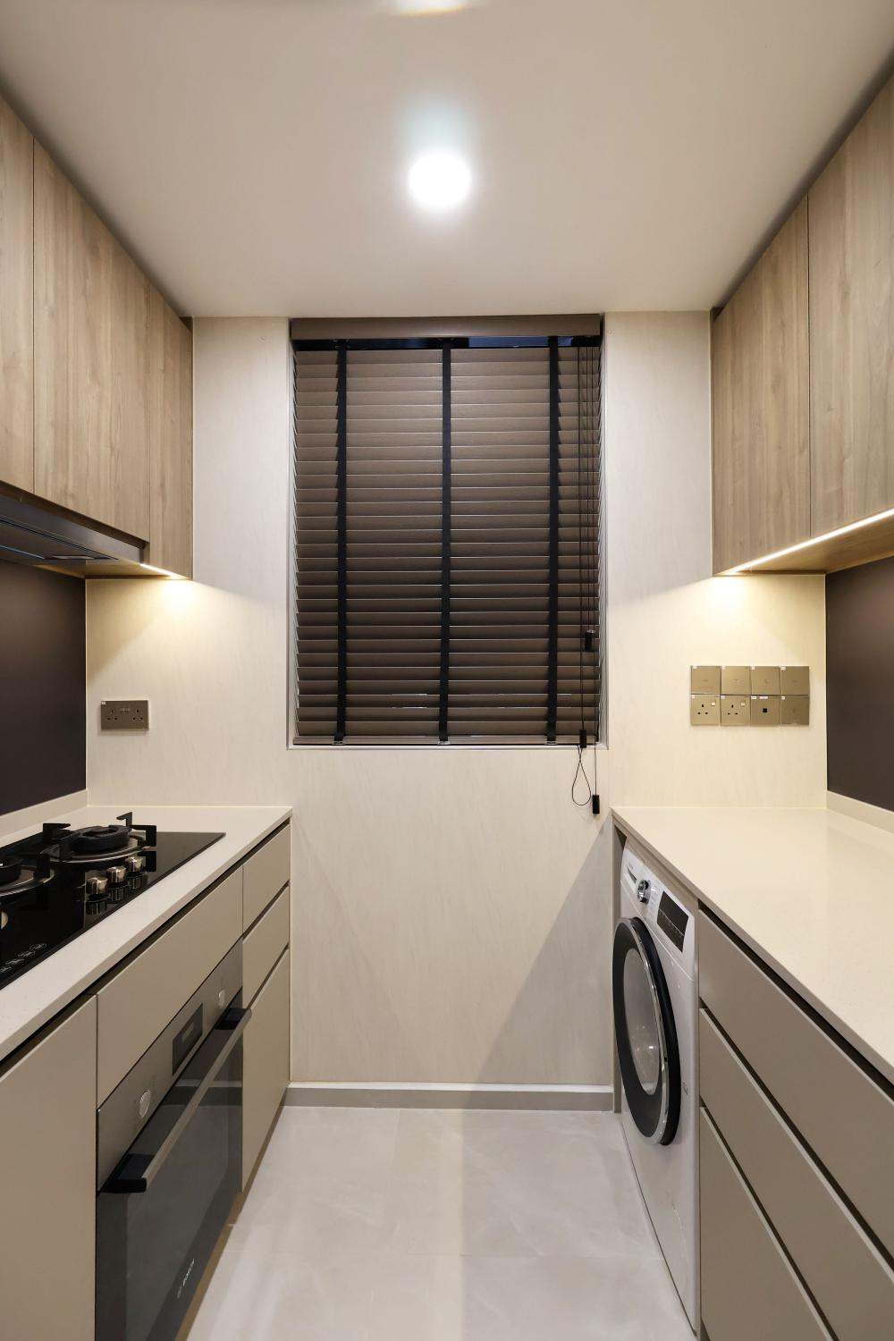 Contemporary Kitchen with Oven and Refrigerator