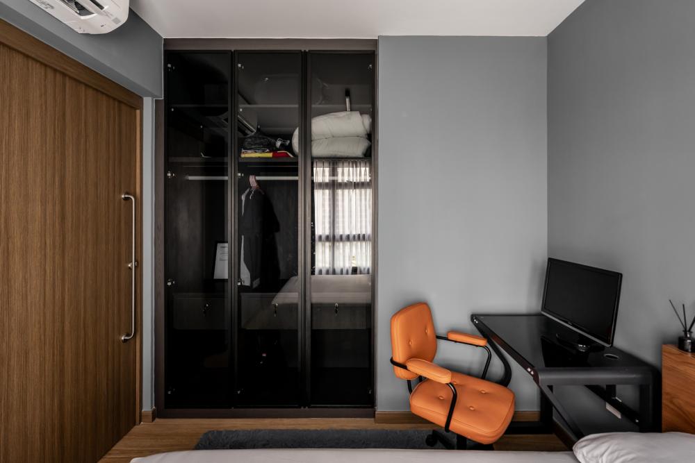 Industrial Bedroom with Vinyl Flooring and Wardrobe