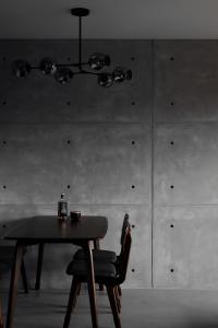 Industrial Dining Room at Woodleigh Hillside