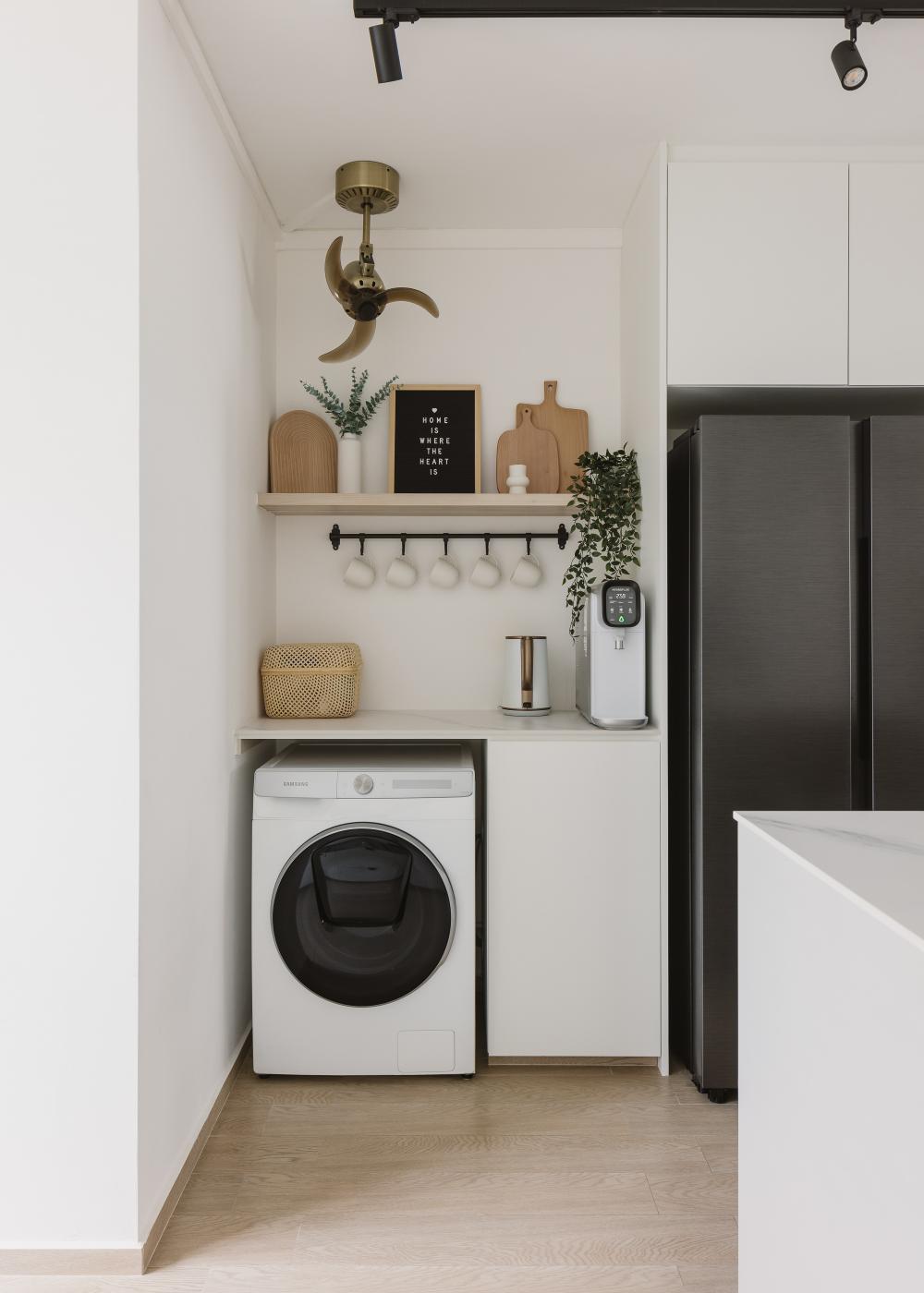 Scandinavian Pantry with Countertop and Washing Machine
