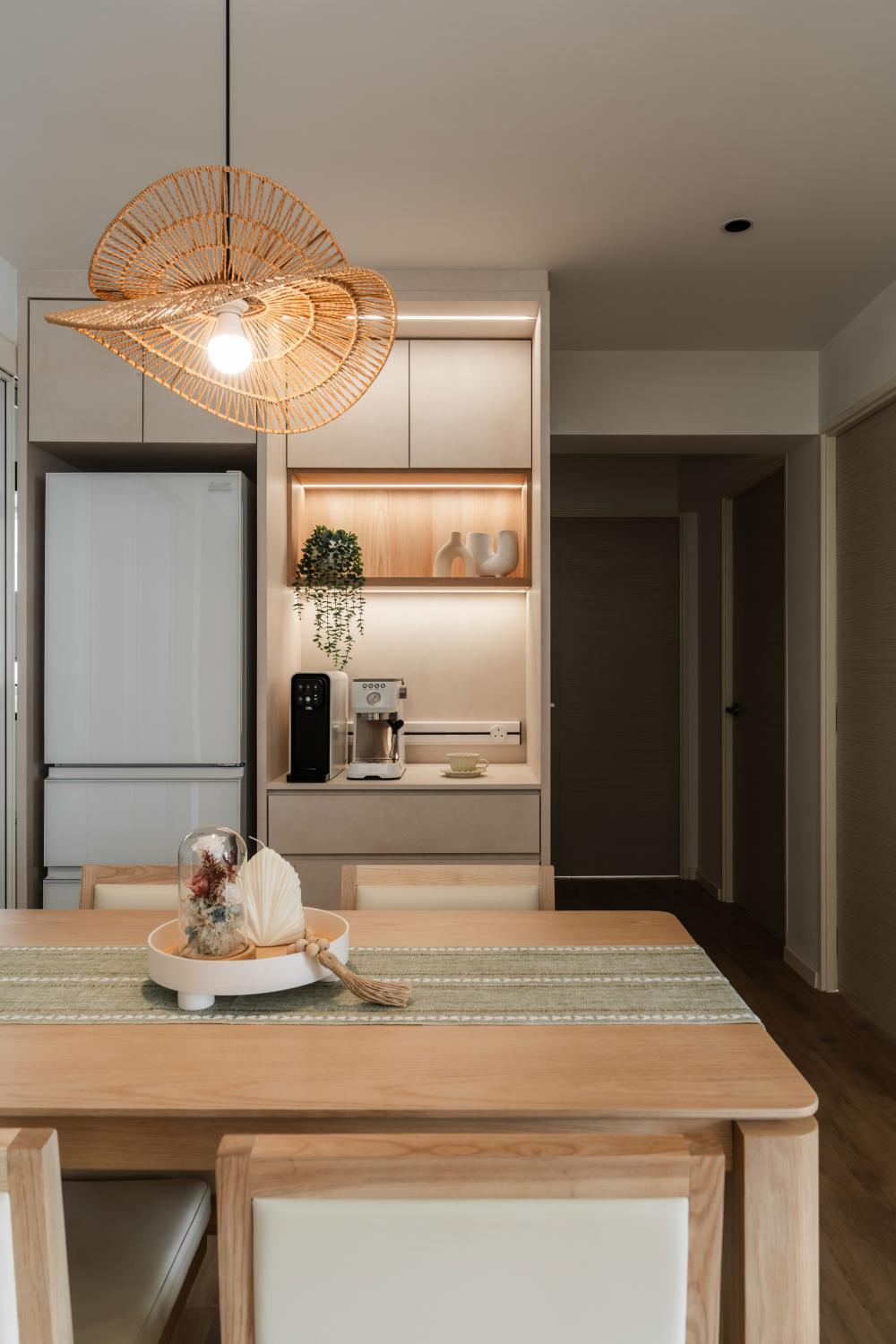Scandinavian Dining Room with Dining Table and Lighting