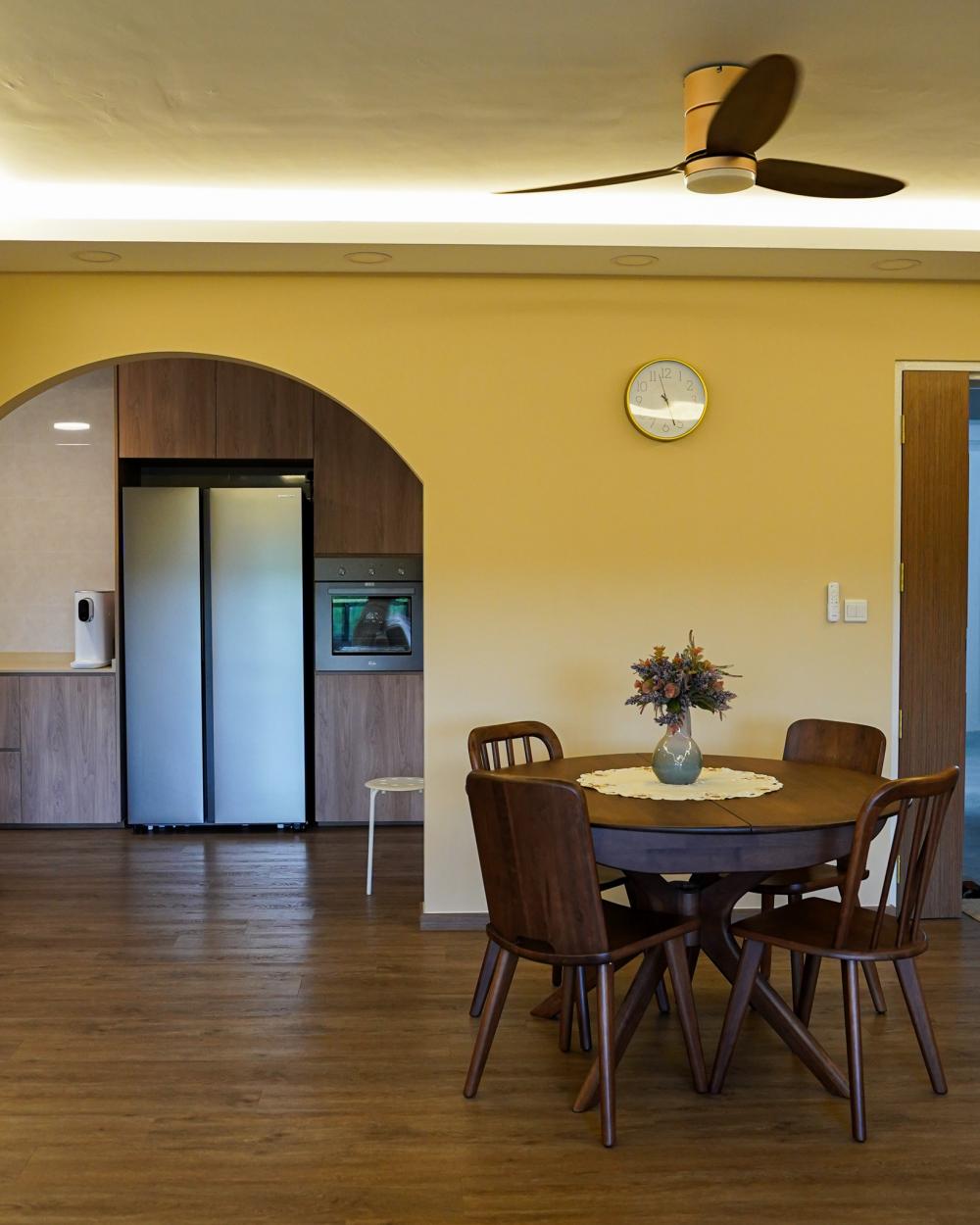 Minimalist Dining Room with Cove Lighting and Drop Ceiling