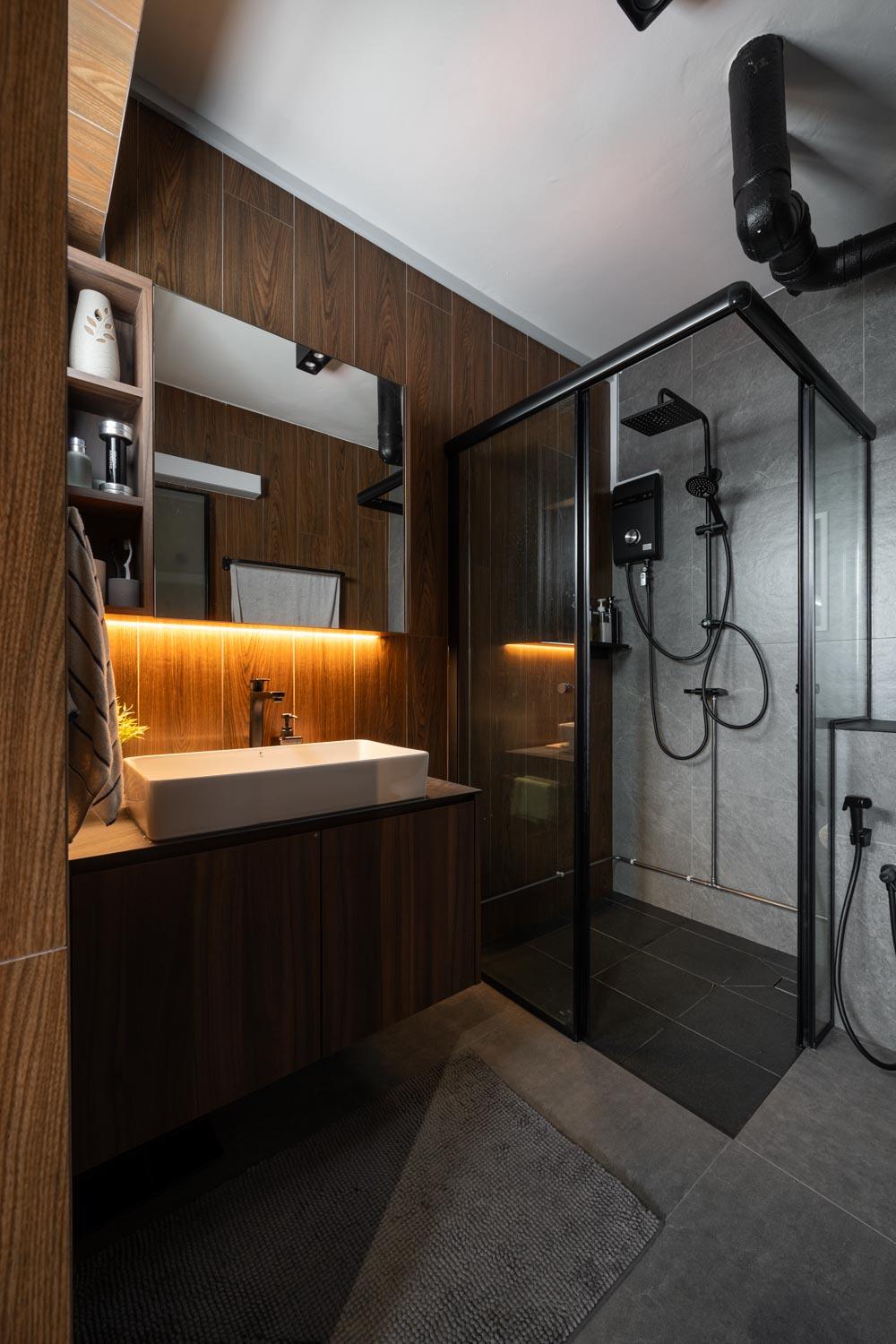 Industrial Bathroom with Mirror and Bathroom Storage