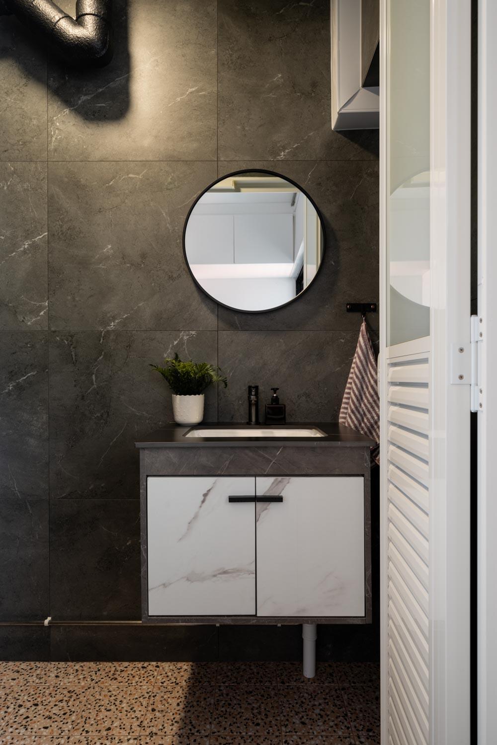 Industrial Bathroom with Countertop and Bathroom Sinks