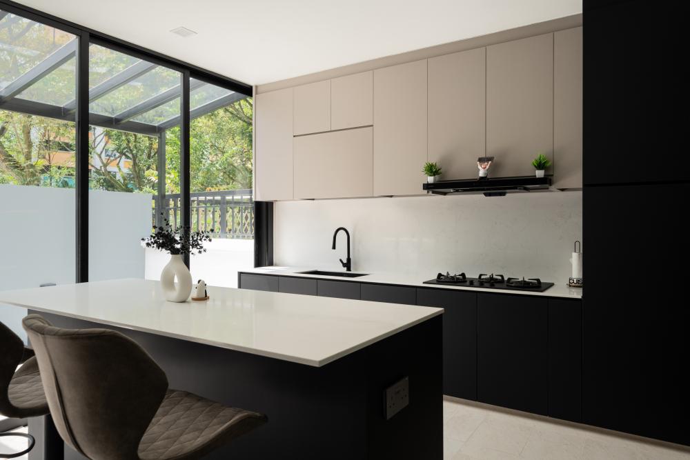 Modern Kitchen with Wood Flooring and Kitchen Window