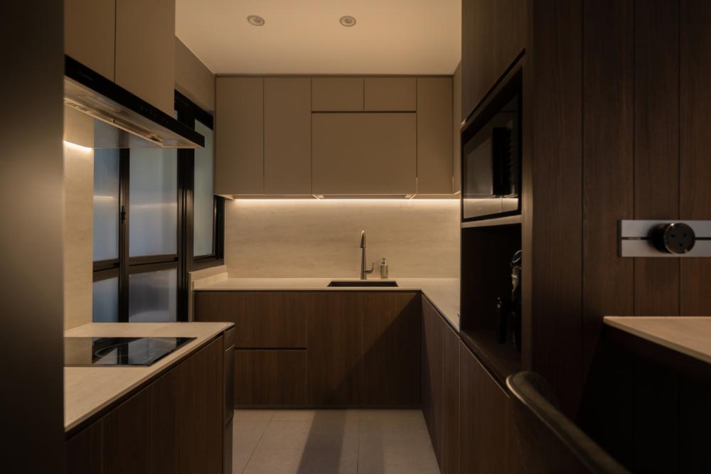 Contemporary Kitchen with Countertop and Cupboard
