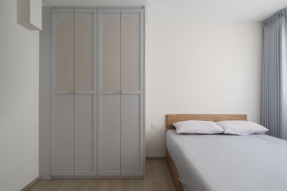 Scandinavian Bedroom with Vinyl Flooring and Cove Lighting