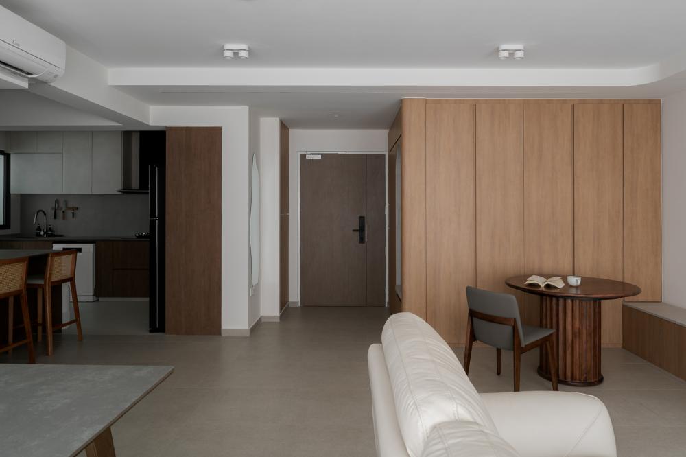 Modern Dining Room with Cove Lighting and Drop Ceiling