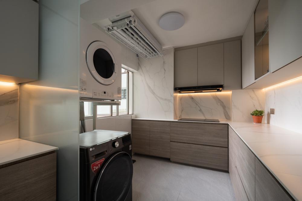 Modern Kitchen with Kitchen Window and Kitchen Island