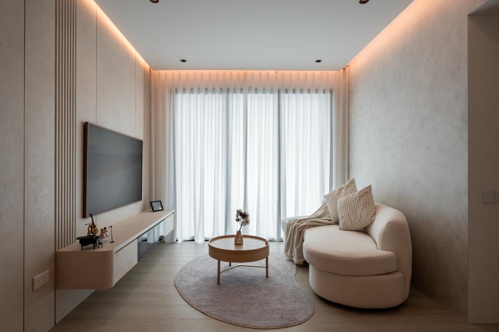 Minimalist Living Room with Vinyl Flooring and Homogeneous Tiles