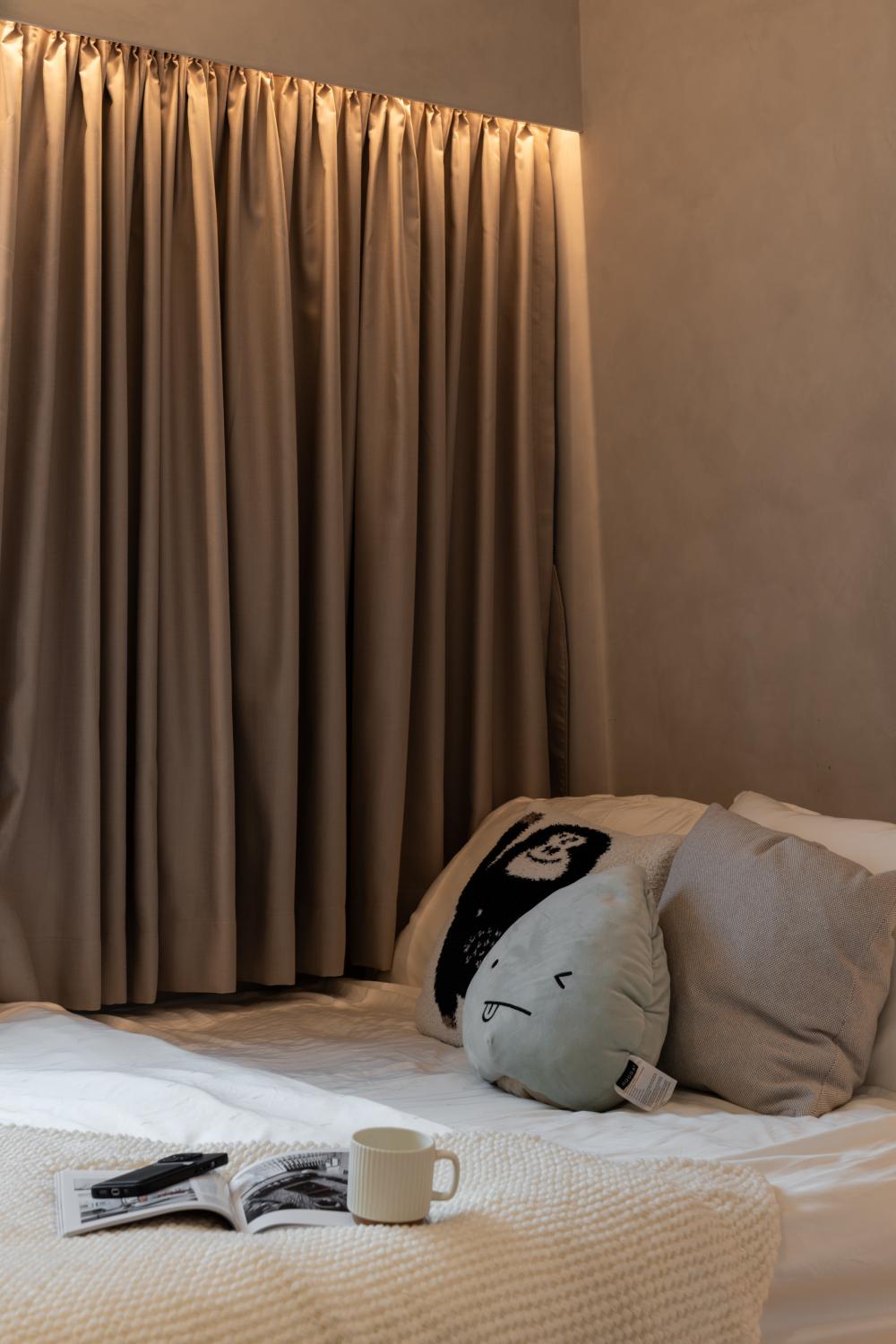 Minimalist Bedroom with Platform Bed and Bed