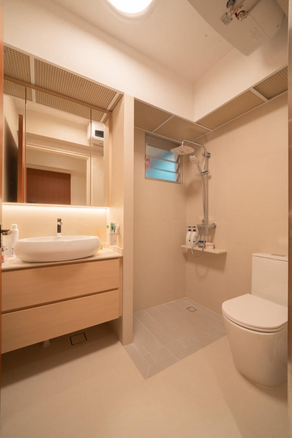Minimalist Bathroom with Mosaic and Rainshower
