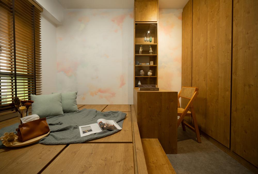 Asian Study with Bookshelf and Feature Wall