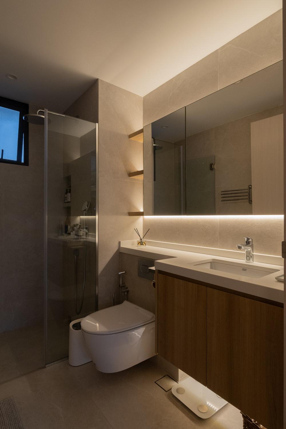 Minimalist Bathroom with Mirror and Shower Screen