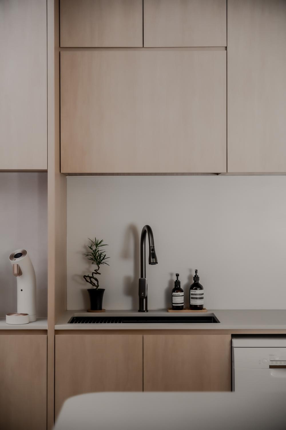 Modern Kitchen with Countertop and Dishwasher