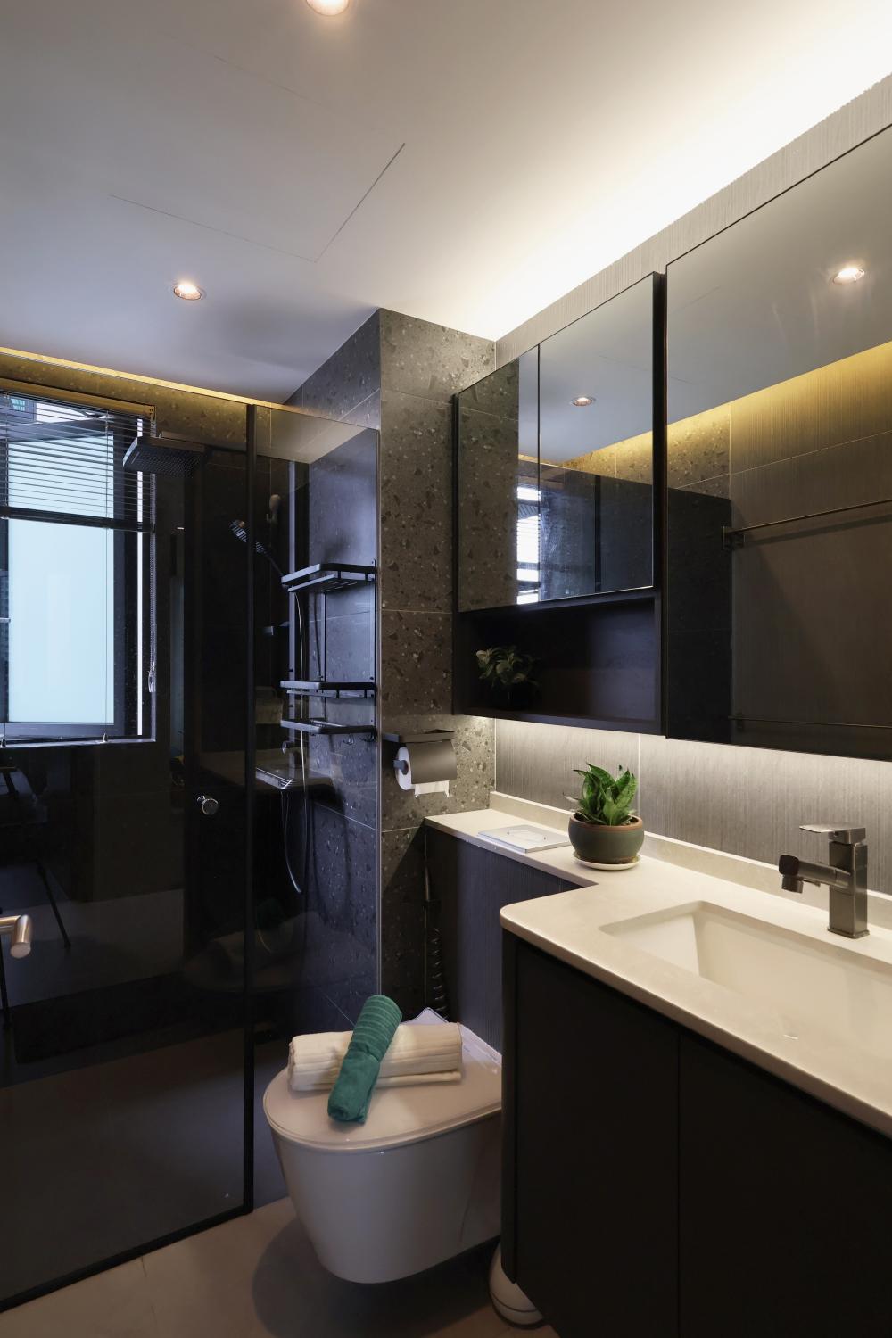 Contemporary Bathroom with Mirror and Shower Screen