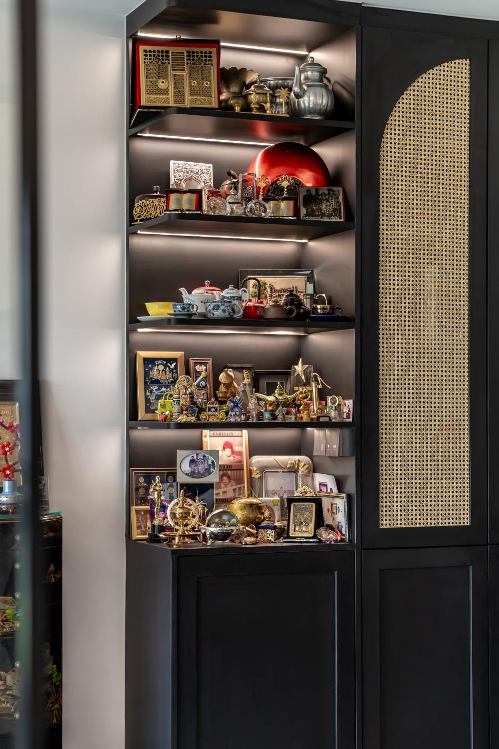 Asian Entryway with Mirror and Shoe Rack