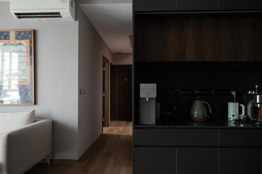 Modern Pantry with Kitchen Island and Tableware
